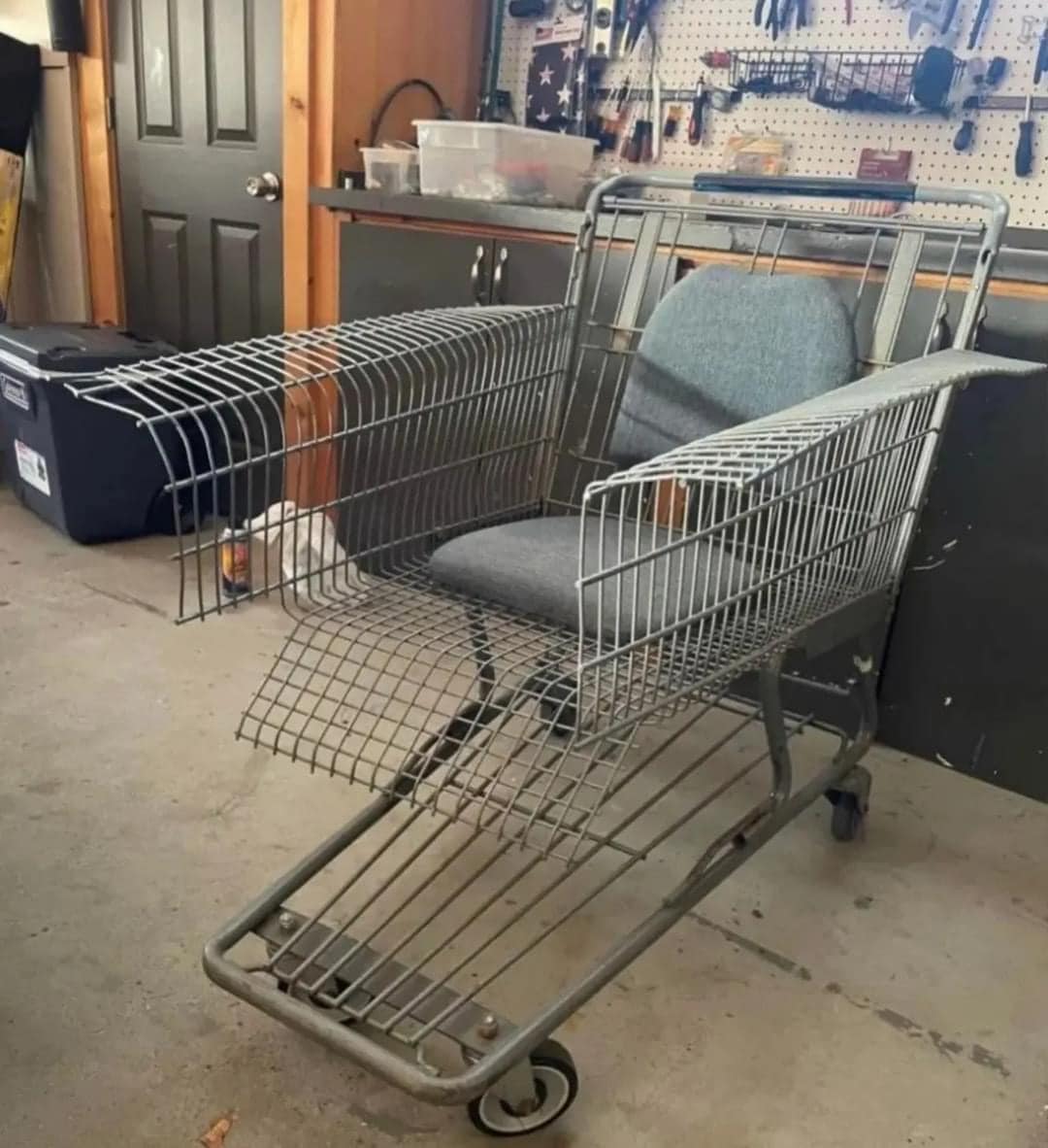 30 Funniest "Things In Places Where It Shouldn't Be" Memes 19 Trolley chair