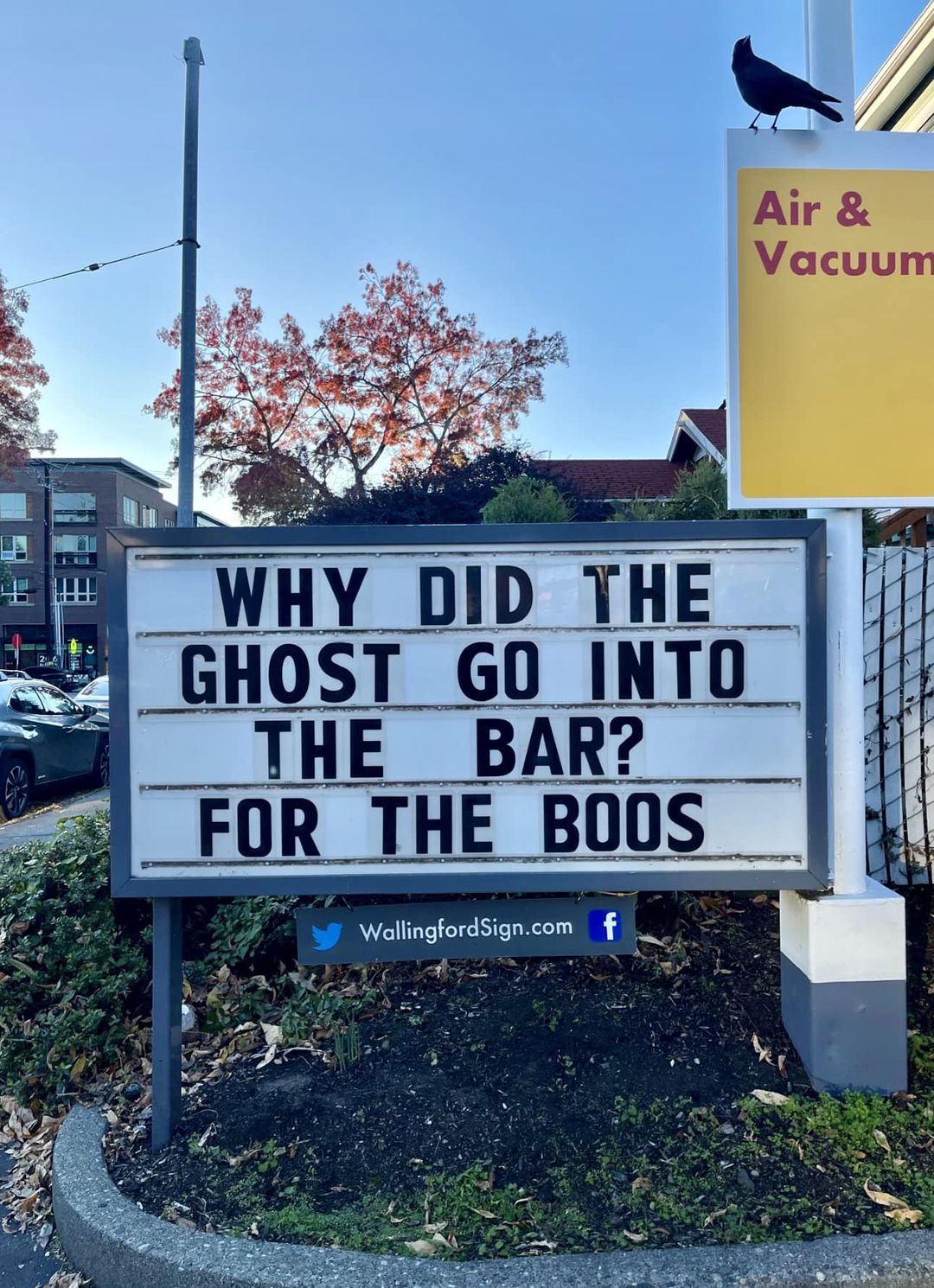 55 Iconic Seattle Gas Station's Signboard With Witty Messages & Funny Slogans 55 Why dd the ghost