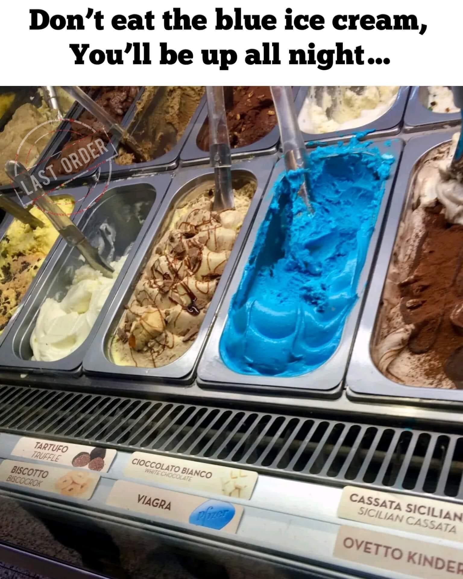 Meme Avalanche: 20 Totally Random and Absolutely Hilarious Picks 1 dont eat blue ice cream - Meme Avalanche