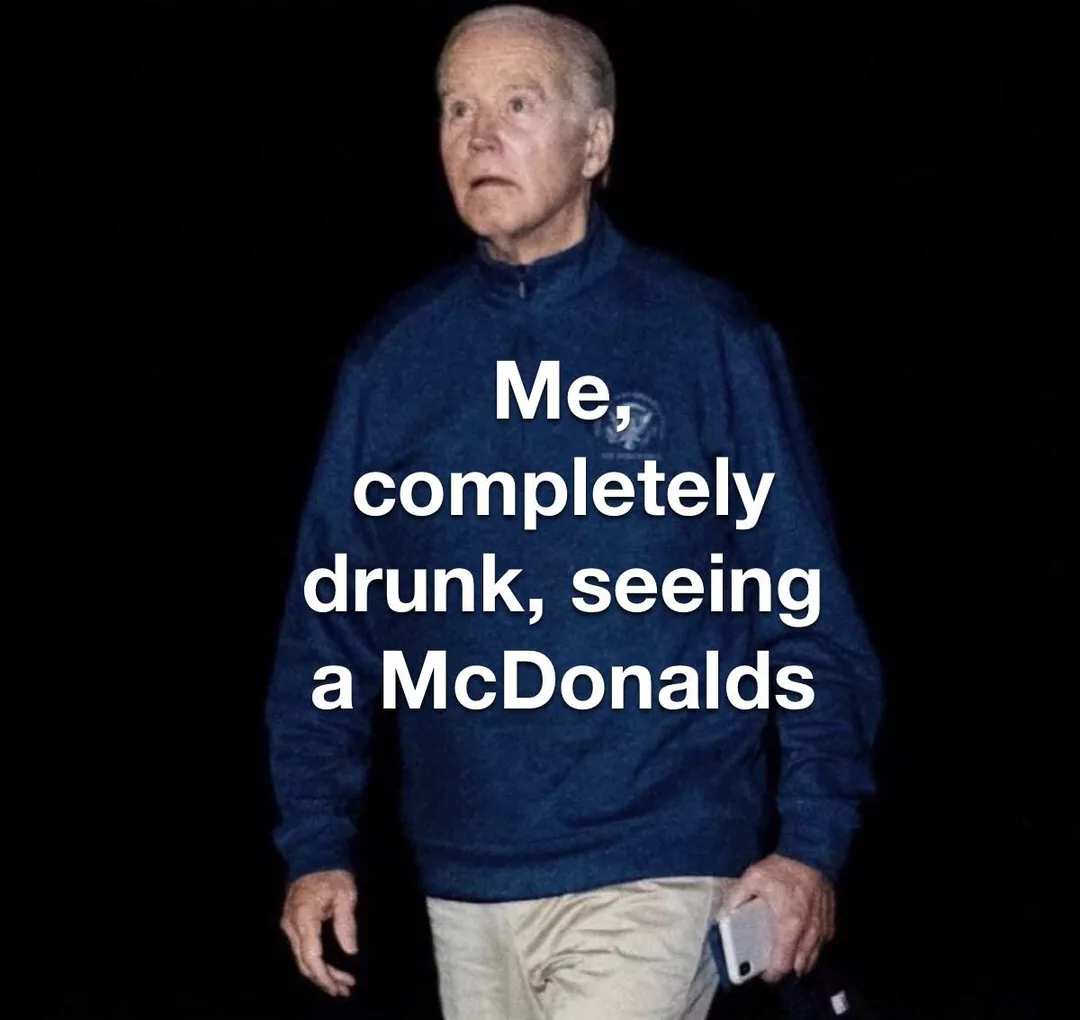17 Finally Friday Memes to Get You in the Weekend Mood 6 Me completely drunk - Finally Friday Memes