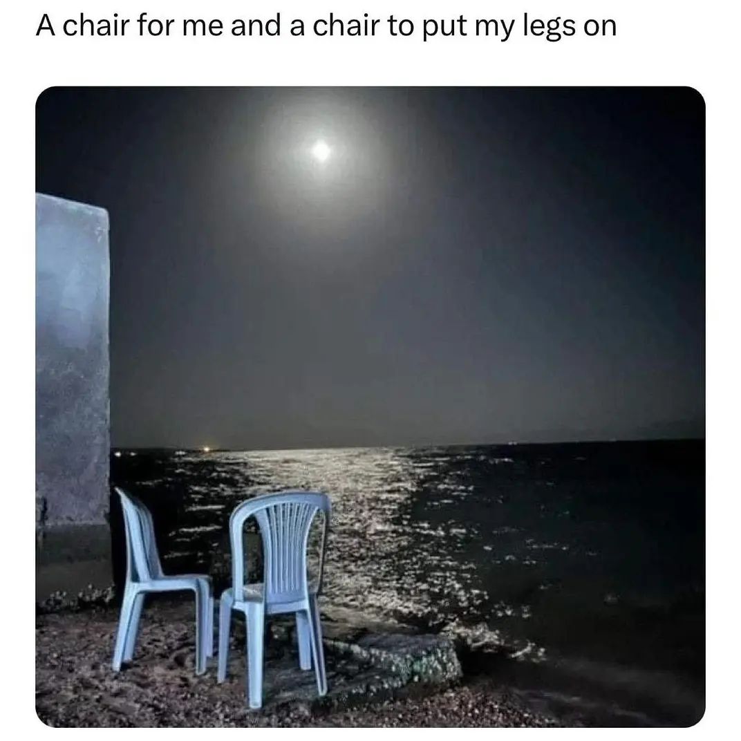 25 Funny Introvert Memes for Those Who'd Rather Be Alone 21 A chair for me
