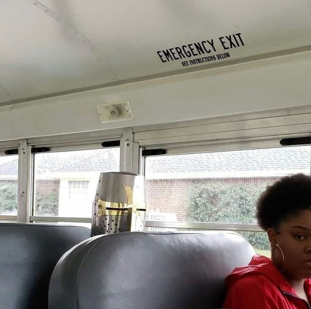 20 Hair-Raising Cursed Images Found on This Instagram Account 8 Emergency exit