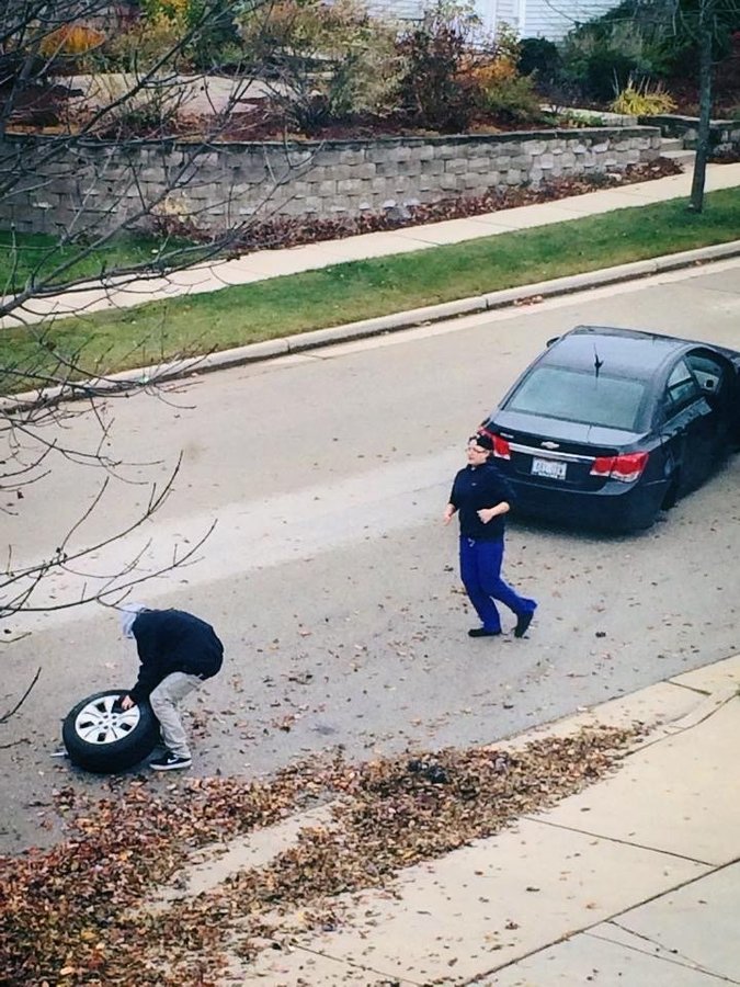 20 Fail Images That Will Leave You Shaking Your Head 8 No wheels - Fail Images