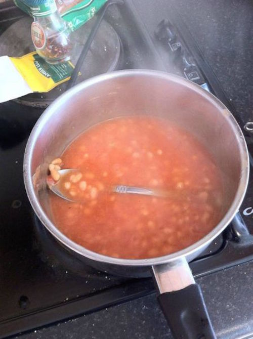 20 Fail Images That Will Leave You Shaking Your Head 11 Spoon in beans - Fail Images