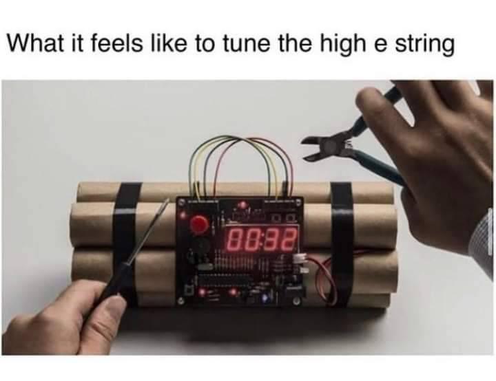 24 Silly Memes That Will Make You Wonder What's So Funny 16 Tune the high e string - Silly Memes