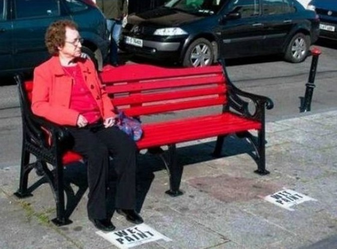 20 Fail Images That Will Leave You Shaking Your Head 14 Wet paint - Fail Images