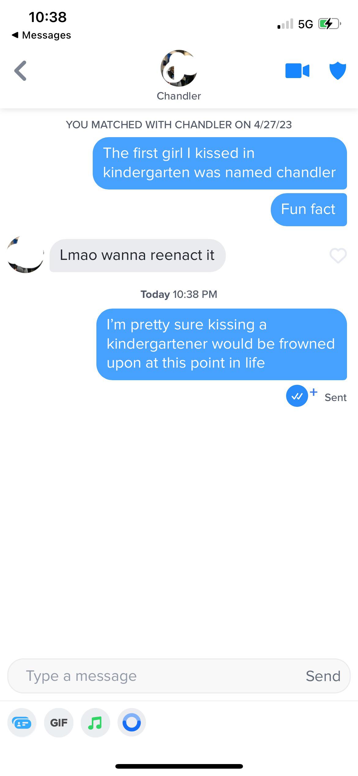 20 Funny Tinder Chats: Swipe Right for a Dose of Hilarity 16 The first girl I kissed - Tinder Chats