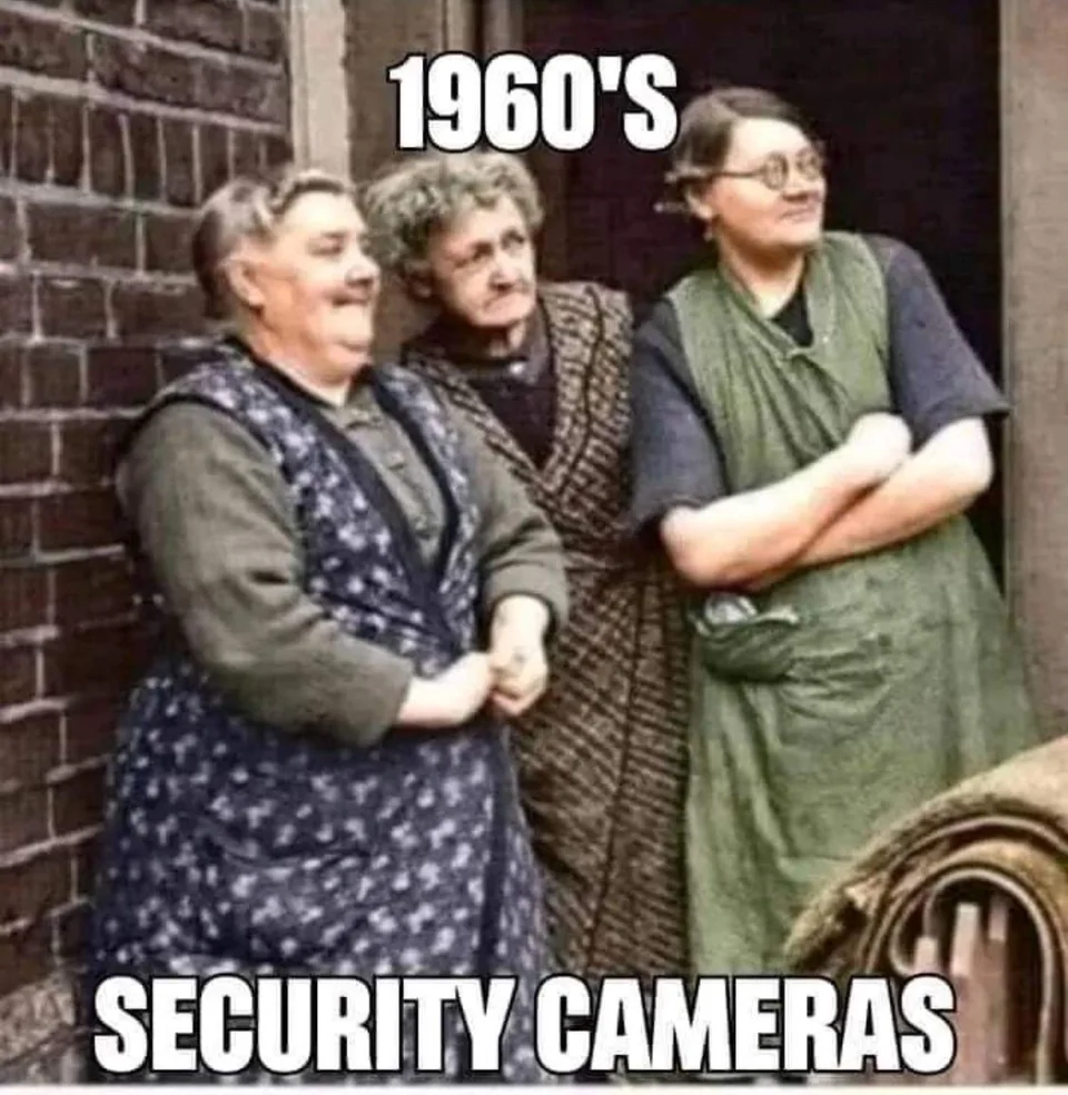 25 Funny Pics That Will Have You Nostalgic and Feeling Old 2 1960s security cameras
