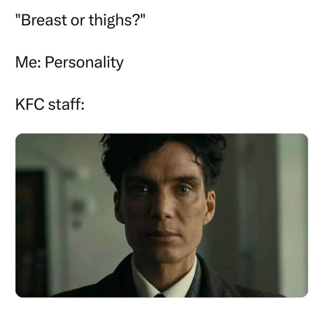 20 Memes: Your Daily Dose of Randomness & Ridiculousness 8 KFC staff