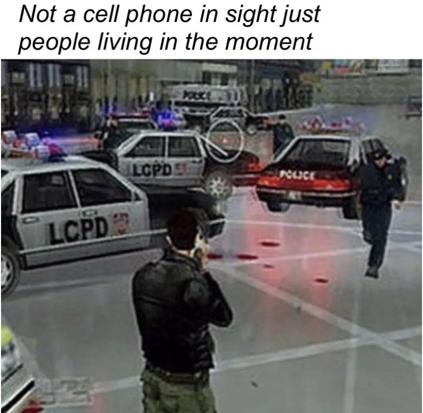 22 'Not A Cell Phone In Sight' Memes: A Comic Tribute to a Time Before Smartphones 11 max payne - not a cell phone in site