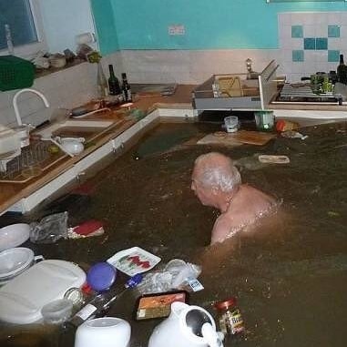 30 Cursed Pics to Infuse Your Day with Weird Vibes, As Shared On This IG Page 13 Cursed pool - cursed pics
