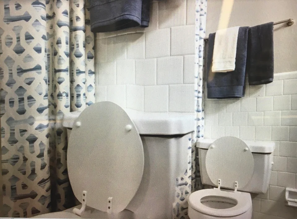 20 Hilarious Panoramic Fails That Look Straight Out of the Matrix 4 Father and son toilets