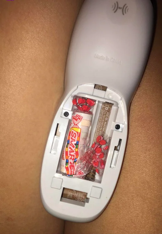 25 Dumb Things Kids Have Ever Said Or Done - Guaranteed To Make You Laugh 6 i tried turning on the tv and it wouldn't turn on. i opened the remote and i find this...