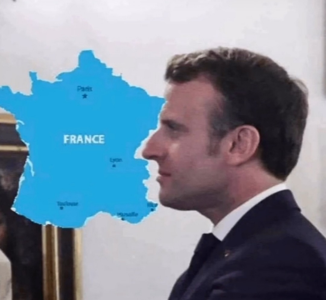 25 Hilarious Treasures from the World of Terrible Maps 25 The one whose face completes the map shall rule France