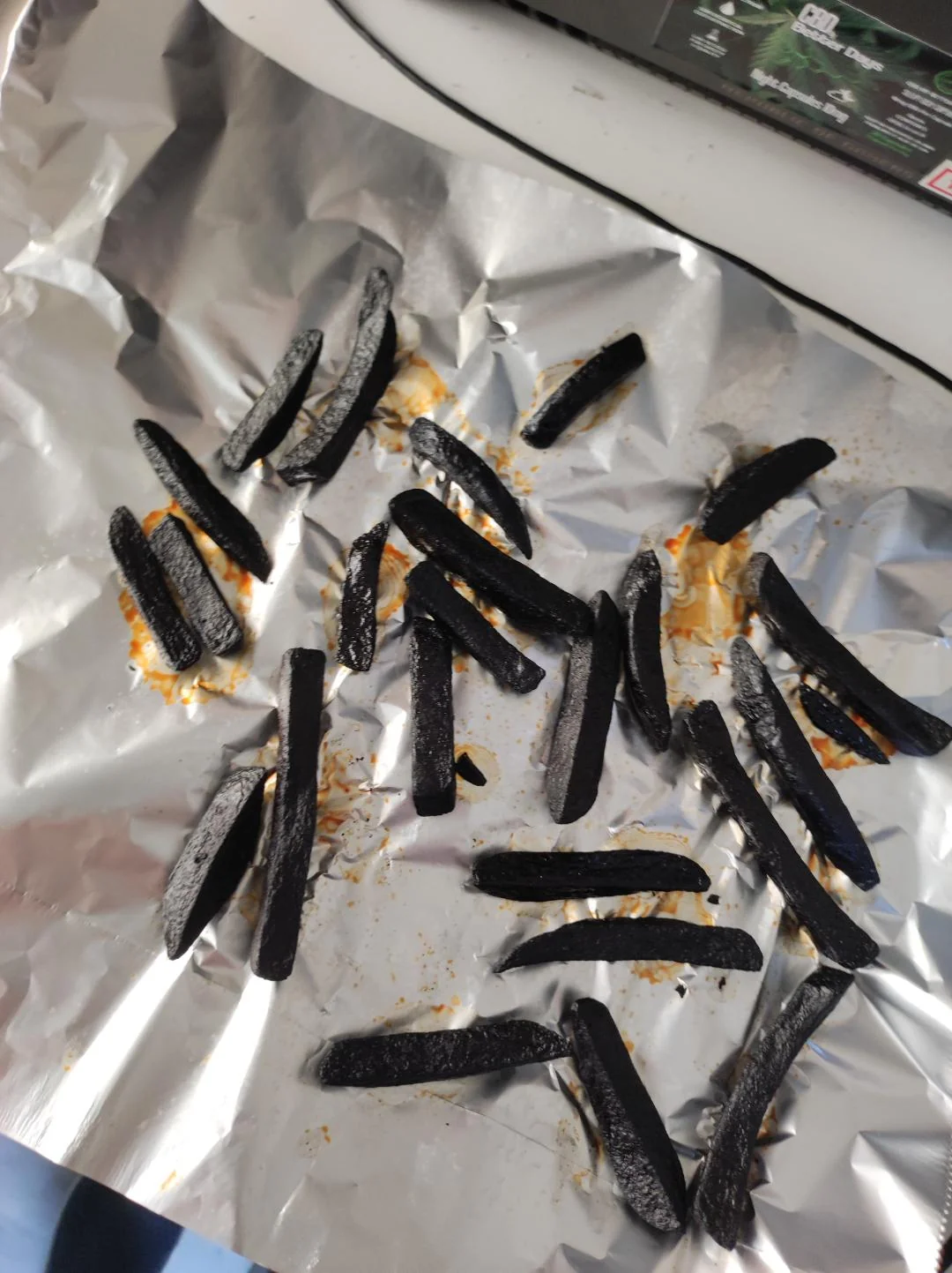 20 Epic Cooking Fails That Tested the Limits of Edibility 10 Guess what this was... - cooking fails