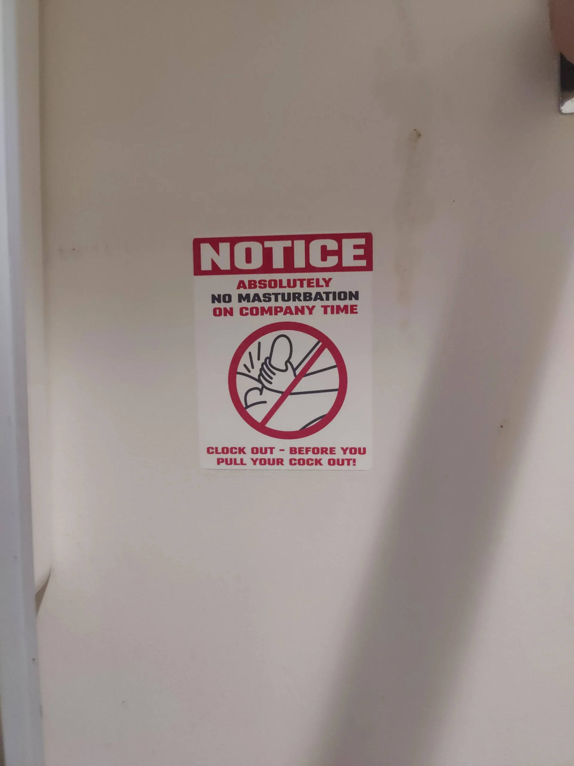 25 Times Bathroom Humor Turned Ordinary Bathrooms into Comedy Gold 7 I asked a local business if I could use their bathroom, spotted this in there - Bathroom Humor