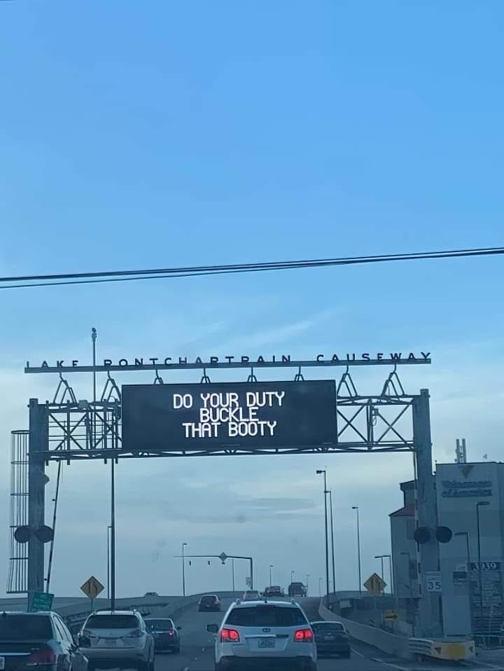 35 Baffling Signs That Seem to Have Been Written by Aliens 8 Do your duty - Baffling Signs