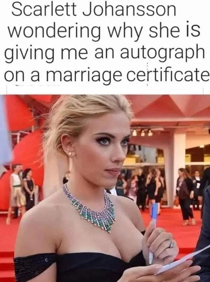 25 Surreal Memes That Will Make Your Brain Do Somersaults 21 Giving autograph