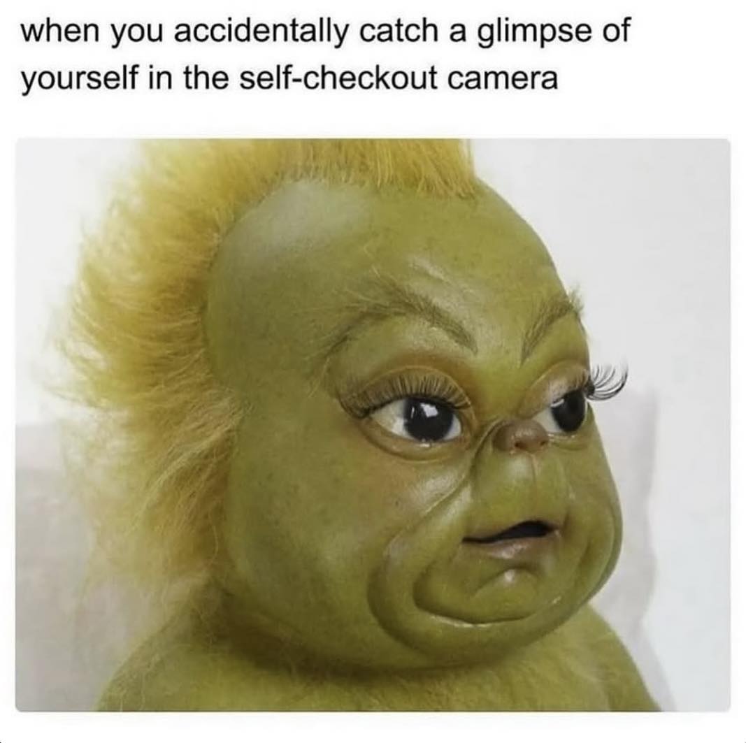 30 Female Memes That Will Make You Go "Yup, That's Me" 14 Self checkout camera