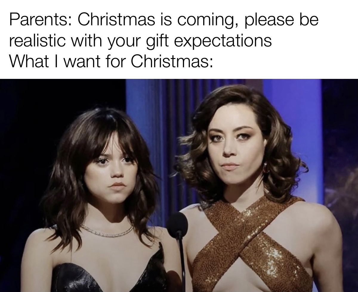 20 Memes to Laugh at Instead of Your Life Choices 6 Christmas is coming