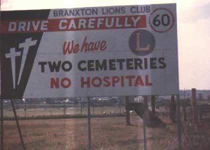 20 Ridiculous Signs That Prove Logic Is Overrated 5 Drive carefully - Ridiculous Signs