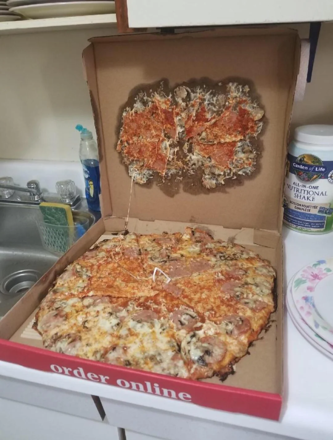 25 Fail Images That Will Leave You Shaking Your Head 26 Pizza Delivery - Epic Fail