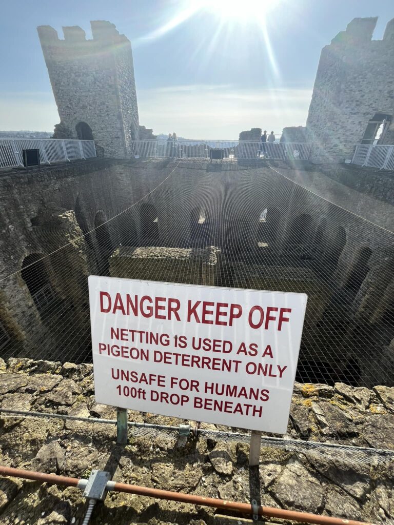 30 Funny Disclaimers That Had to Be Written Because Someone Was an ...