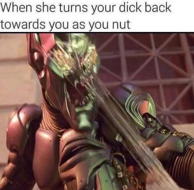 20 Memes So Unhinged You’ll Forget What Normal Feels Like 20 When she turns your back