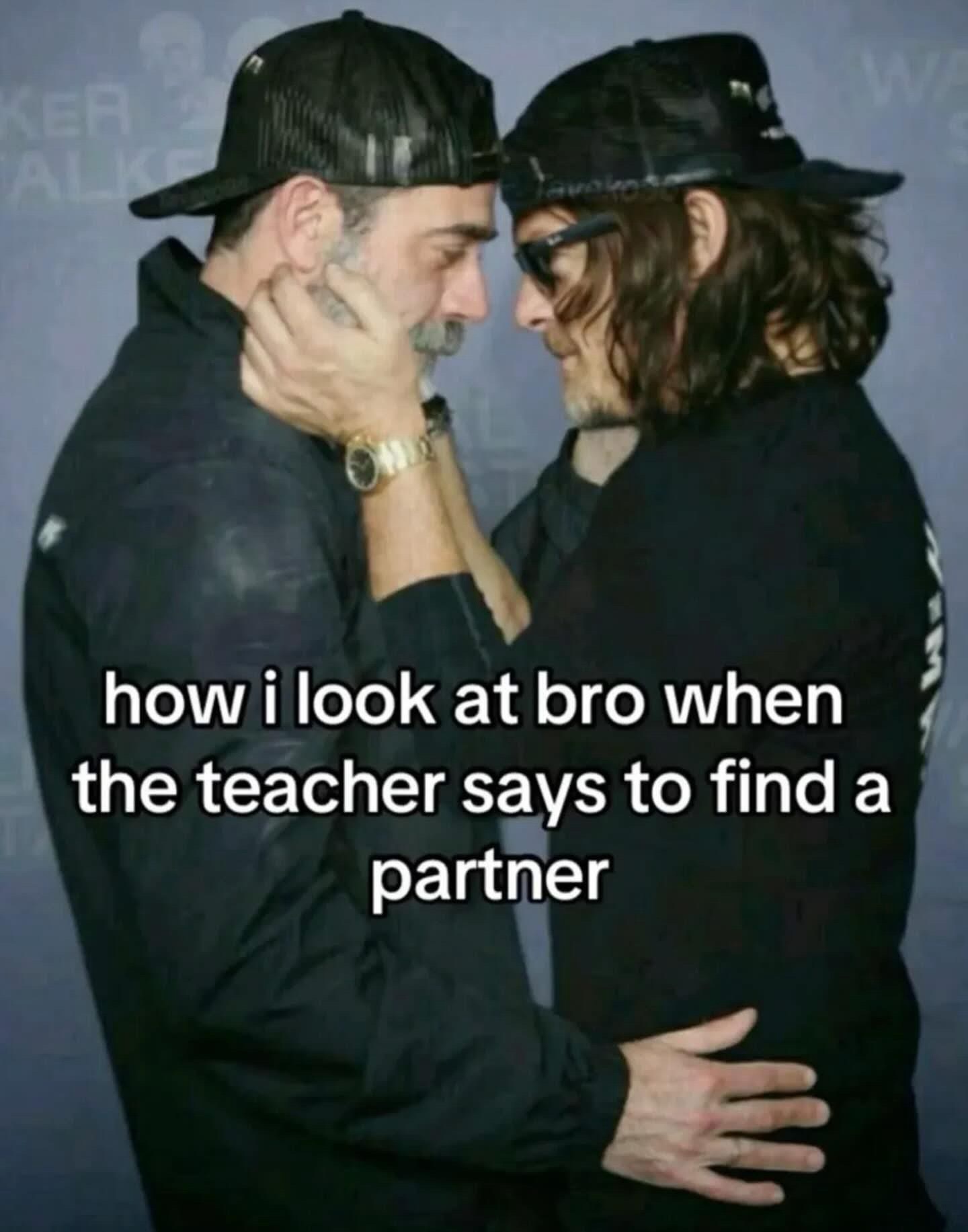 21 Memes That Are Both the Angel and the Devil on Your Shoulder 7 How I look at bro