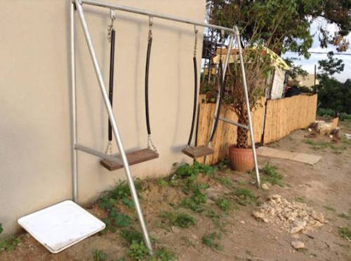 45 "Not My Job" Moments That Shows The Heights Of Laziness 47 Nice swing