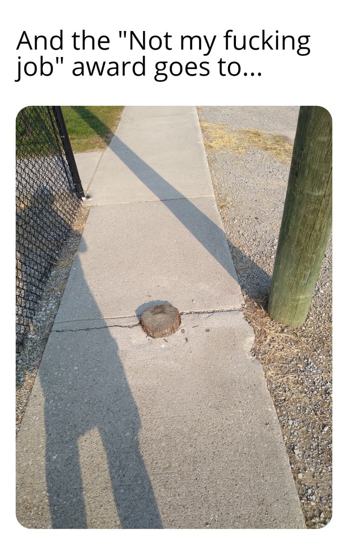 45 "Not My Job" Moments That Shows The Heights Of Laziness 46 Where's this at