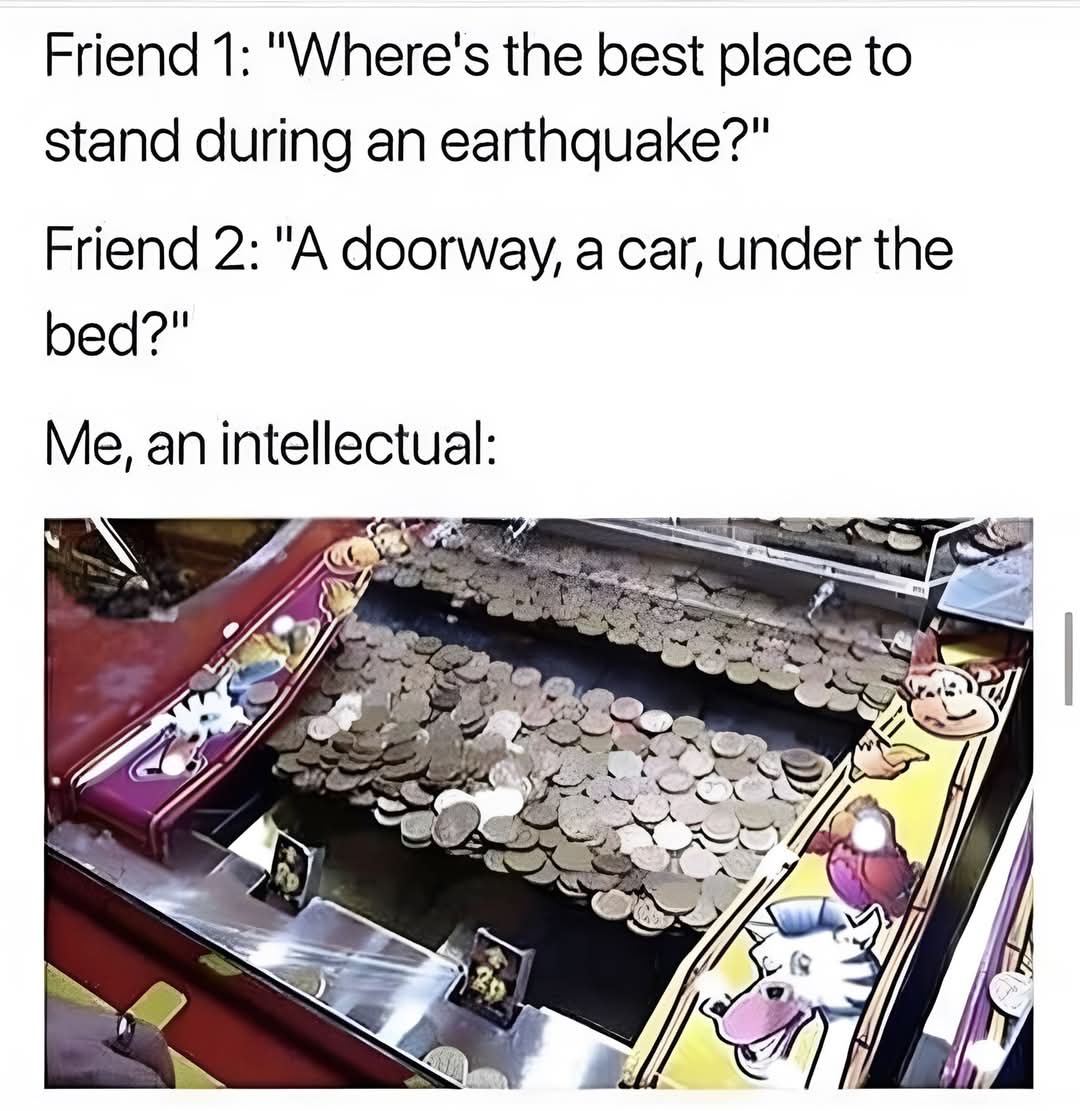 Best place to stand during earthquake