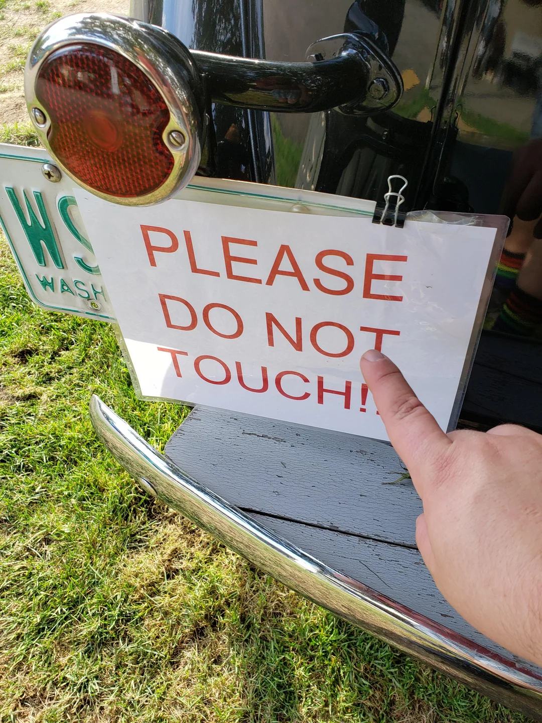 35 Comical "Breaking Rules" Memes That Shows No Respect For The Authority 33 Breaking the law.