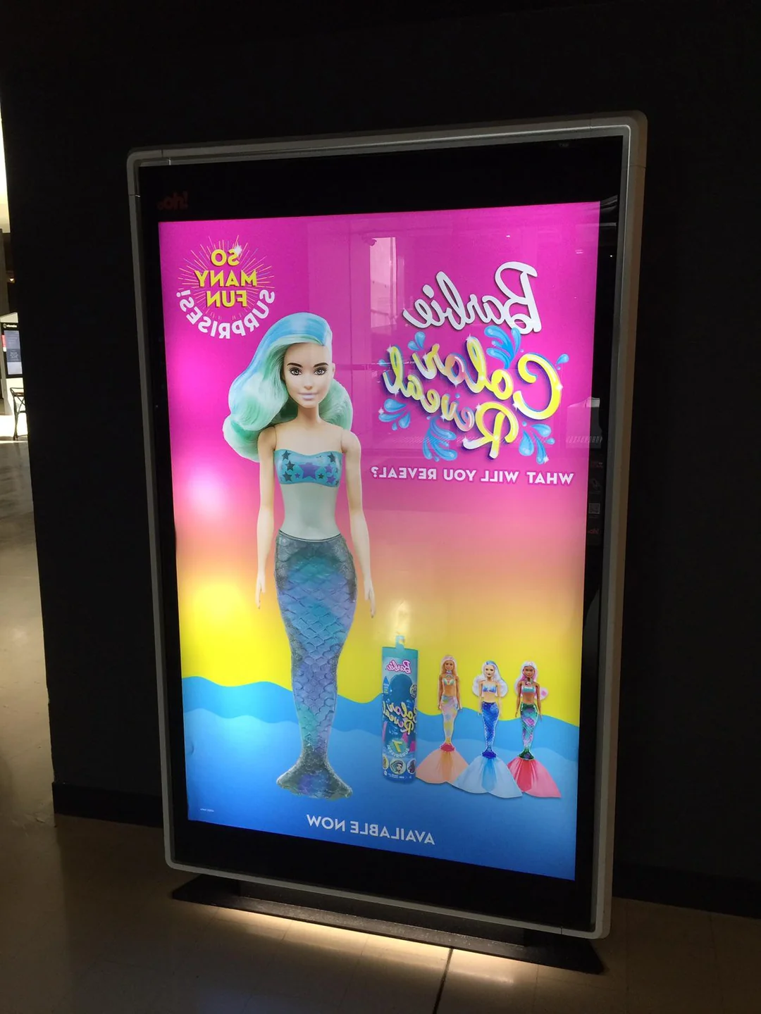 30 Advertising Fails That Prove Anything Can Go Wrong (And It Probably Will) 31 Installed the poster, boss