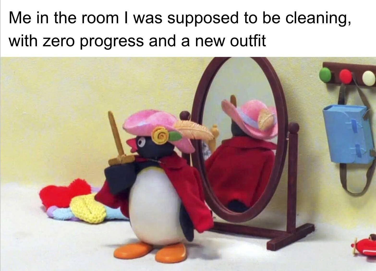 20 Memes That Are Weirder Than Your Weirdest Dream 14 Me in room