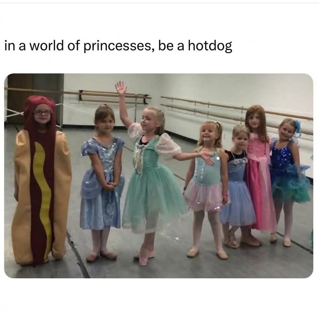 20 Hotdog Memes That Went Off the Grill and Never Came Back 3 Be a hot dog