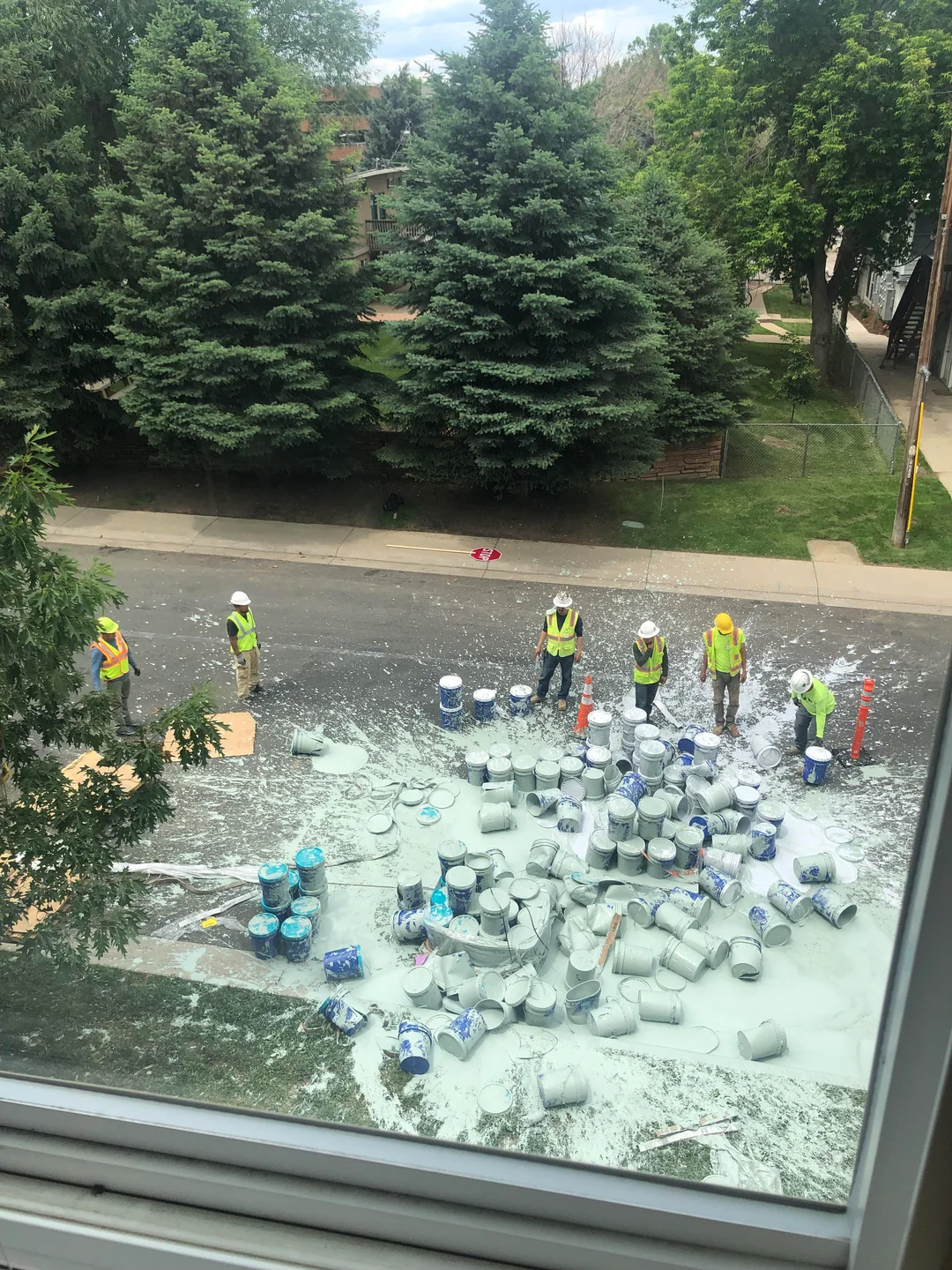 20 Funny Unfortunate Fails That Started Bad and Somehow Got Worse 14 Scene outside my apartment today