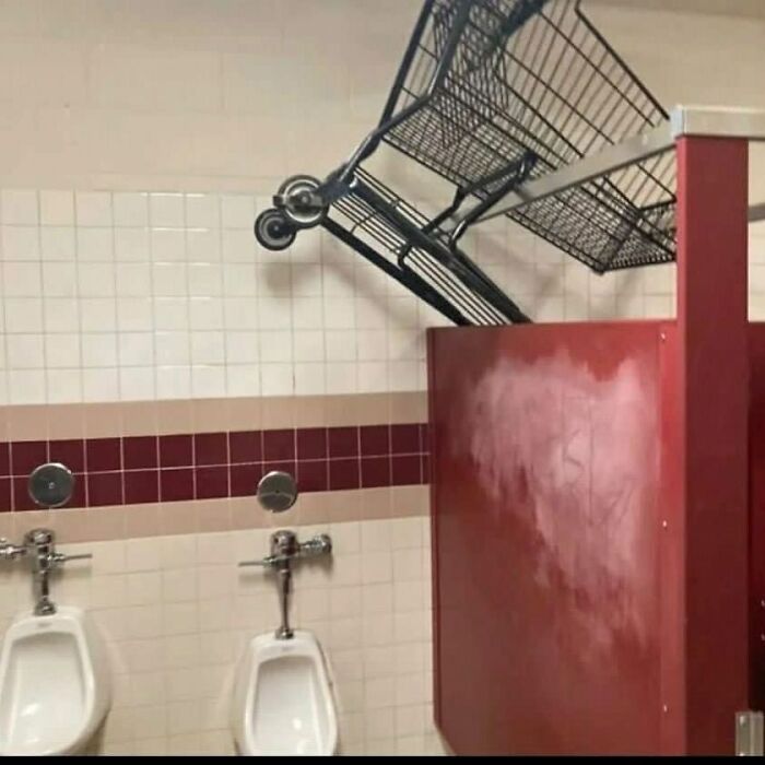 20 Cursed Photos That’ll Break Your Brain in Under 10 Seconds 21 trolley in toilet