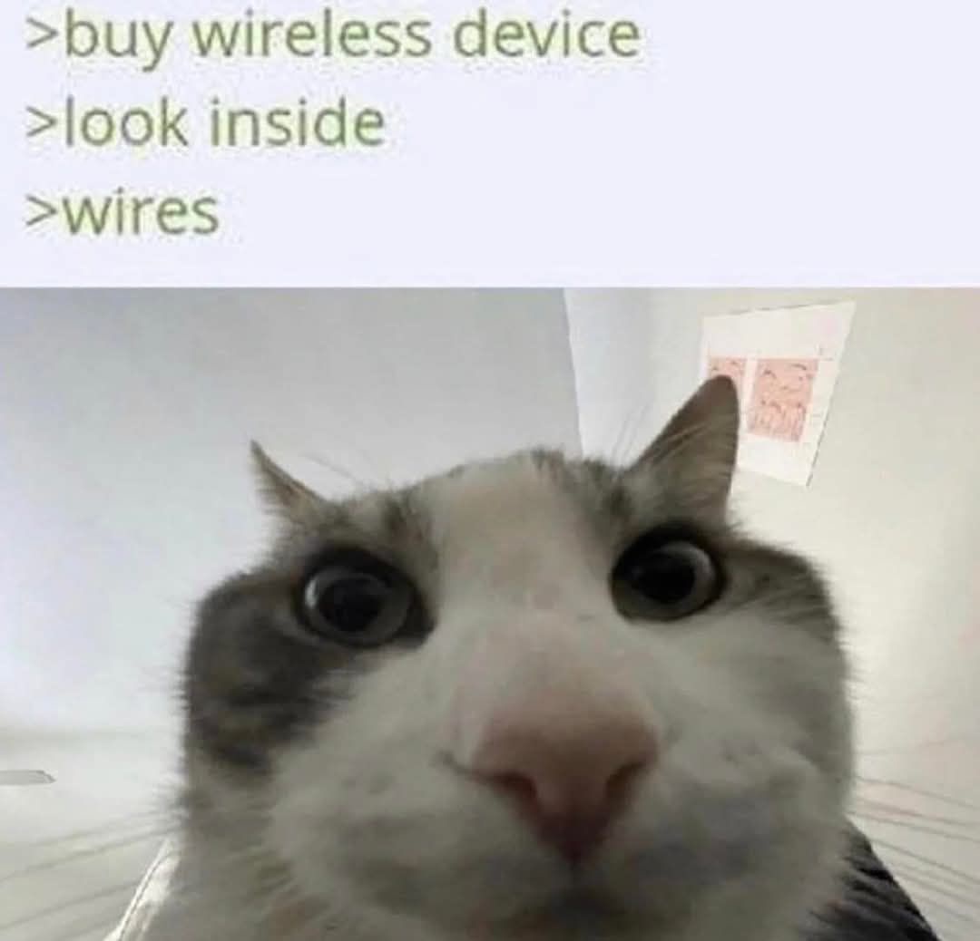20 Memes That Understand the Chaos Living Inside Your Head 22 wireless device