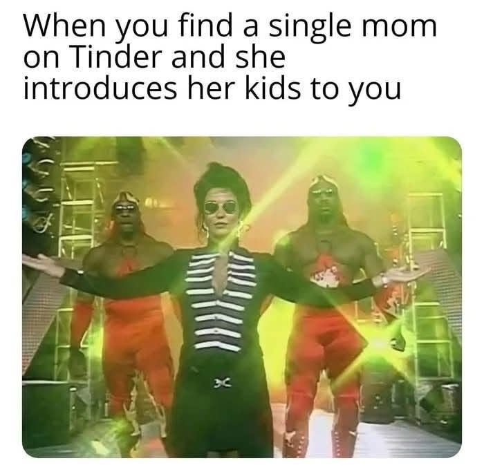 20 Memes So Literal They Became Complete Nonsense 20 When you find a single