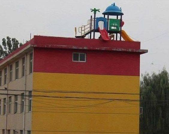 20 Playground Fails That Turned Childhood Into an Extreme Sport 21 You had one job...