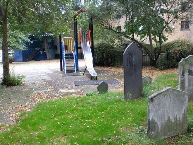 20 Playground Fails That Turned Childhood Into an Extreme Sport 8 hmmm